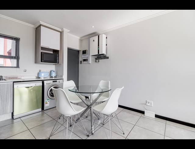 1 BEDROOM APARTMENT FOR SALE IN MAROELADAL
